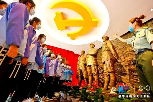 eStar彻底成为了三流战队，开幕式被狼队零封，实力越来越拉胯！